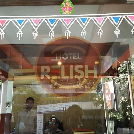 Hotel Relish Vadodara Exteriör bild